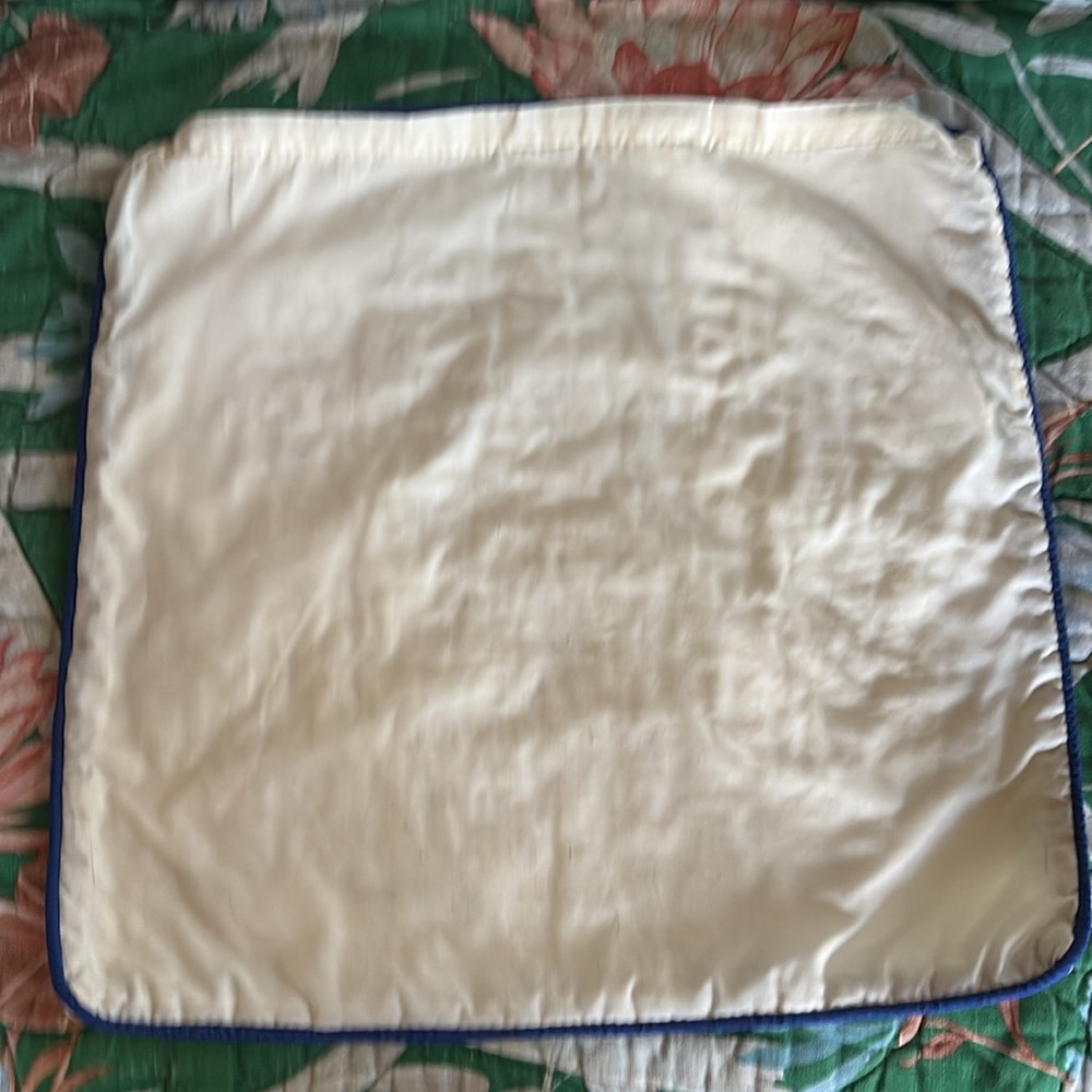 Palm Tree Hawaiian Quilt & Appliquéd Pillow Cover - Picture 2 of 4